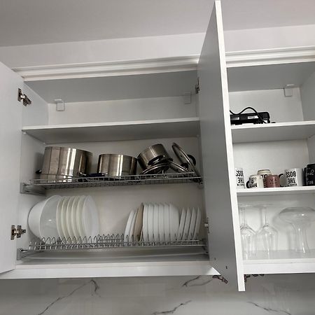 Bratti'S Apartment Near Tirana Center And Mother Teresa Airport Luaran gambar