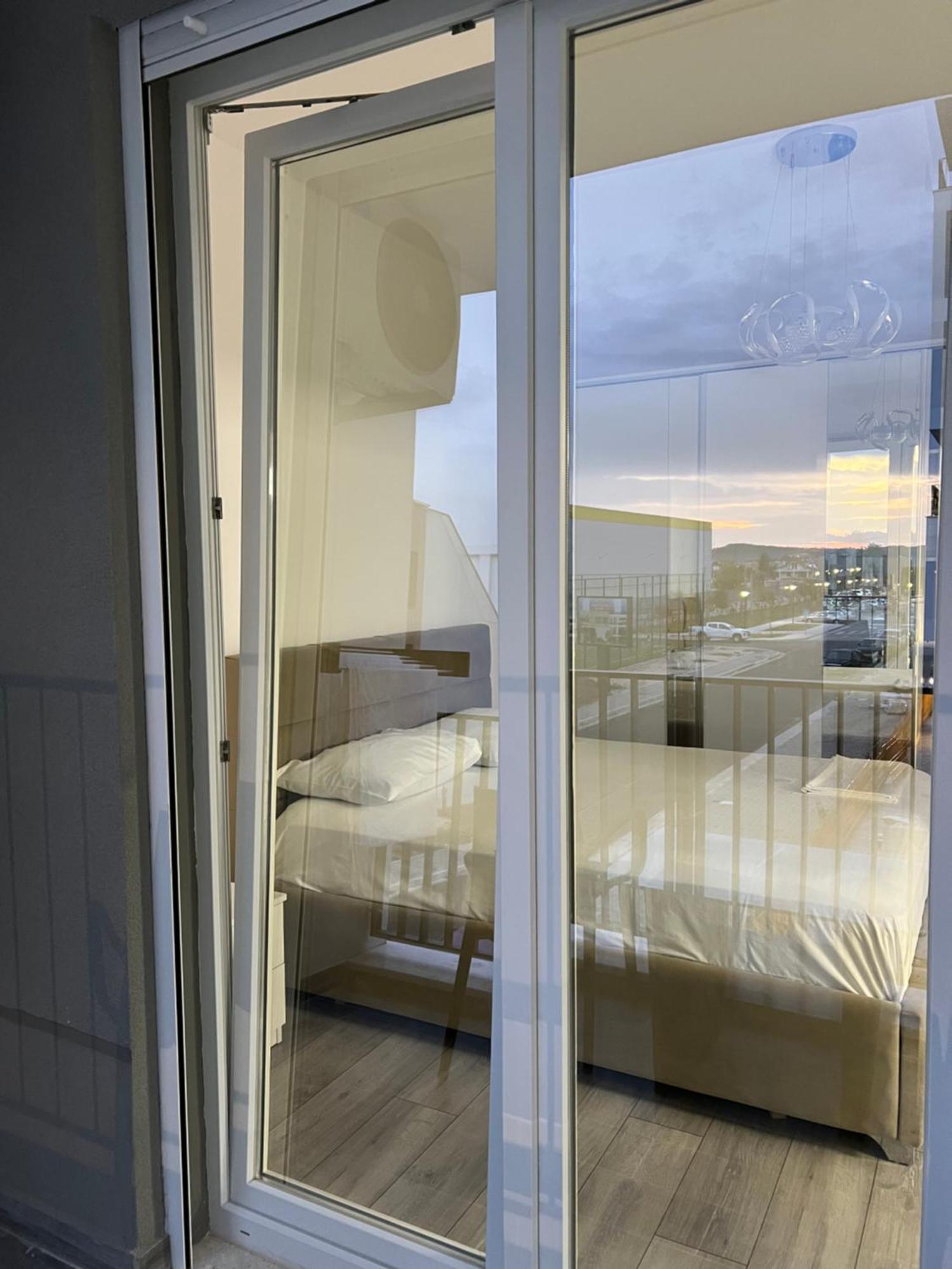 Bratti'S Apartment Near Tirana Center And Mother Teresa Airport Luaran gambar
