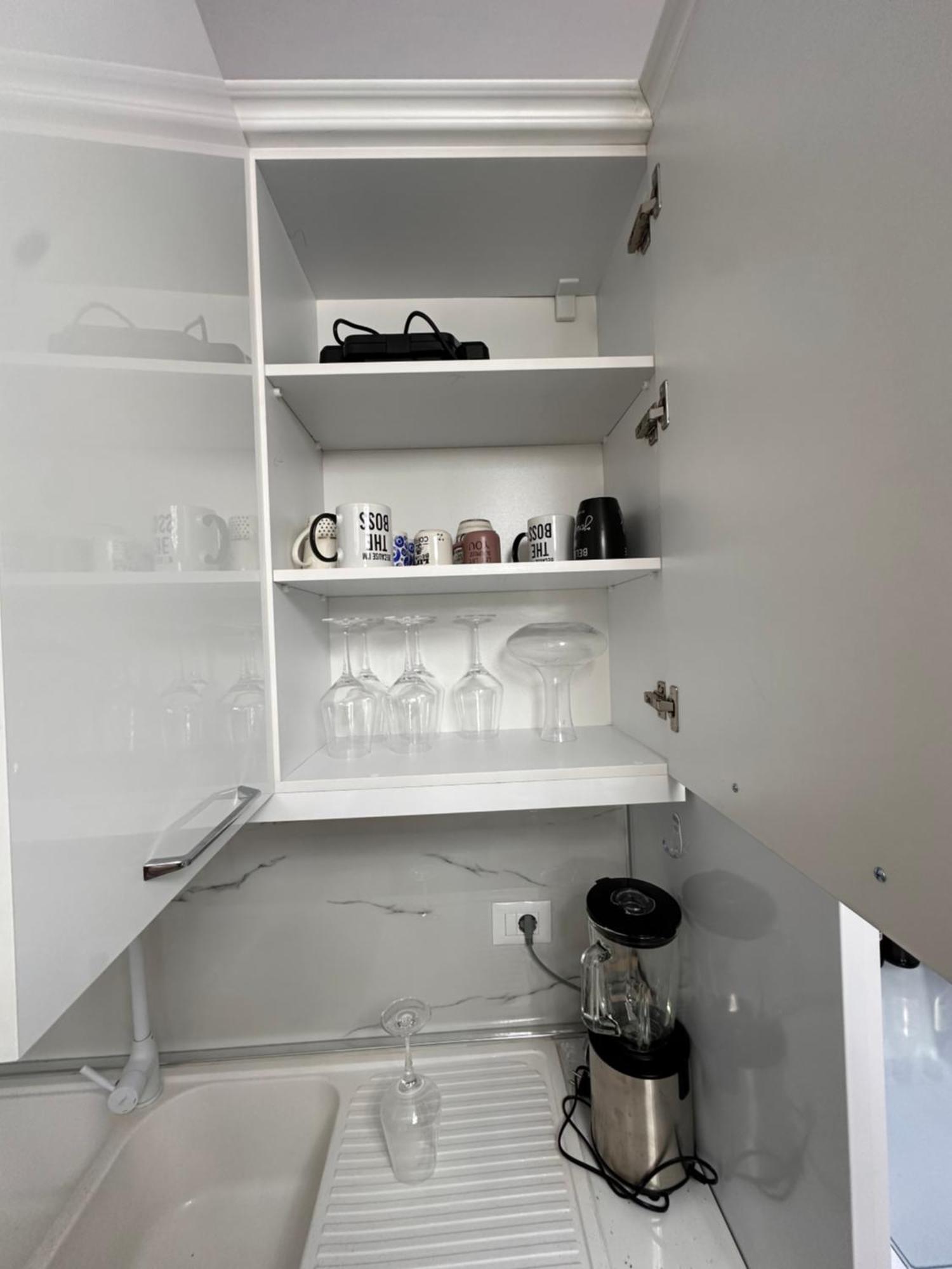 Bratti'S Apartment Near Tirana Center And Mother Teresa Airport Luaran gambar