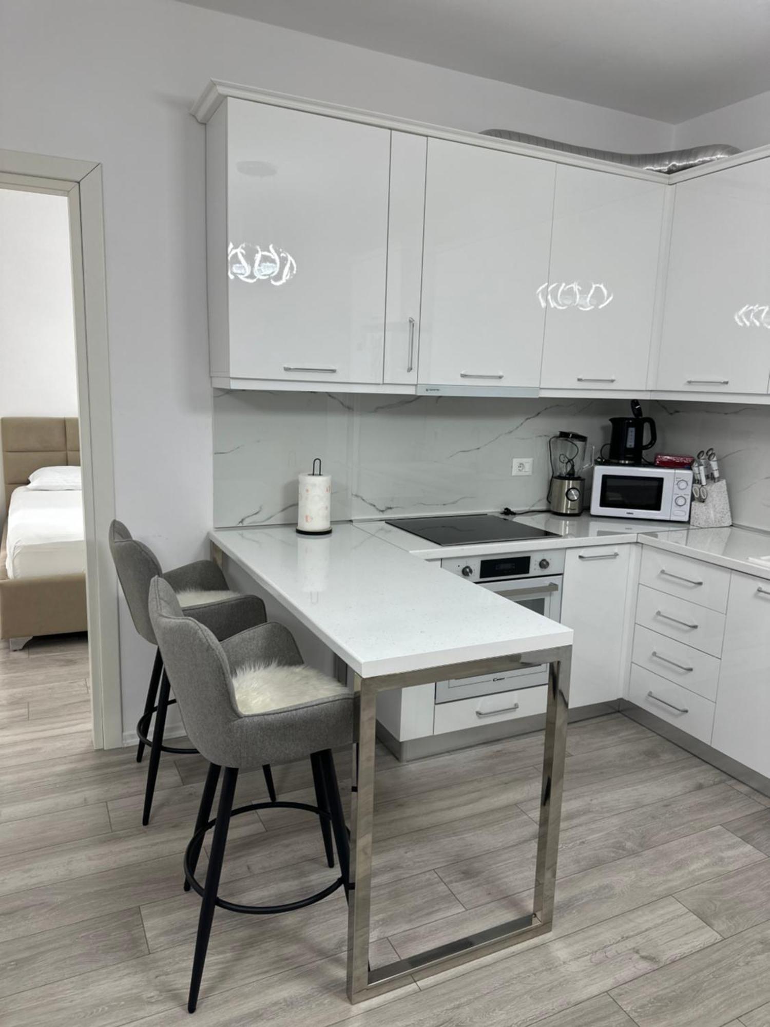 Bratti'S Apartment Near Tirana Center And Mother Teresa Airport Luaran gambar