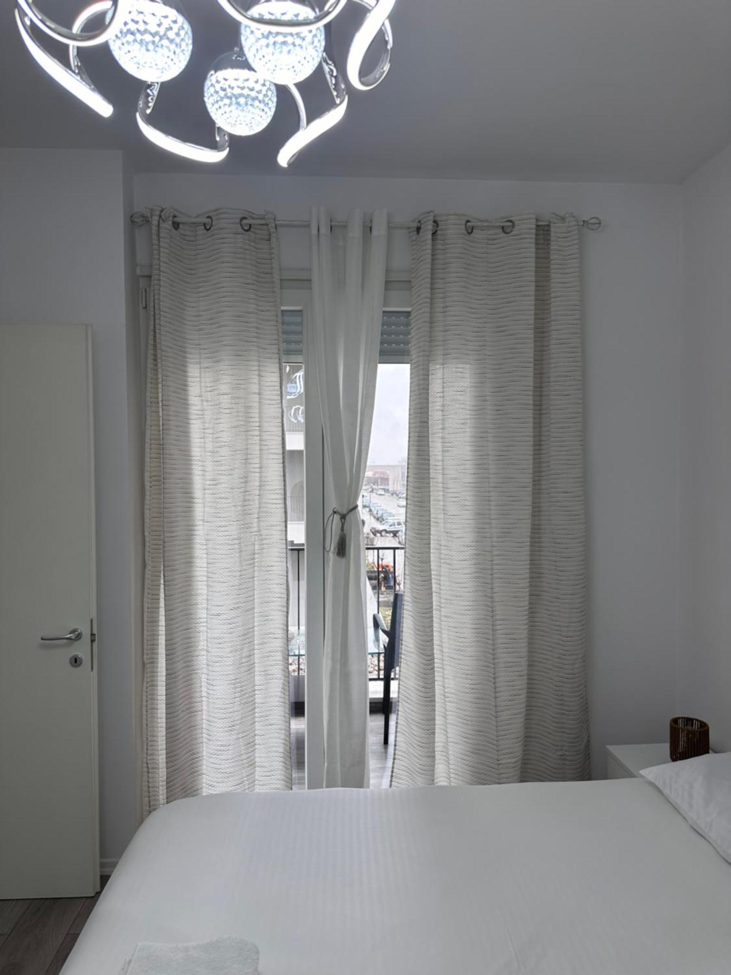Bratti'S Apartment Near Tirana Center And Mother Teresa Airport Luaran gambar
