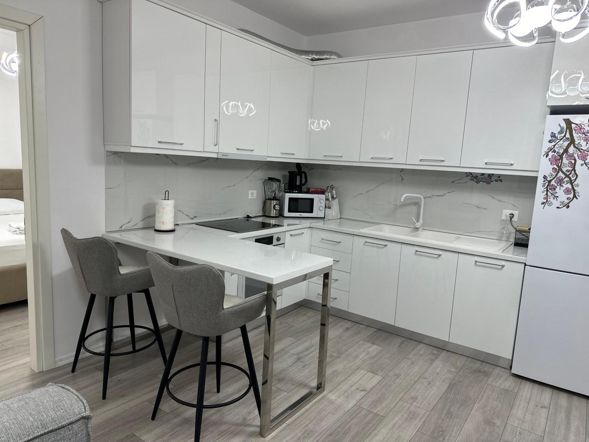 Bratti'S Apartment Near Tirana Center And Mother Teresa Airport Luaran gambar